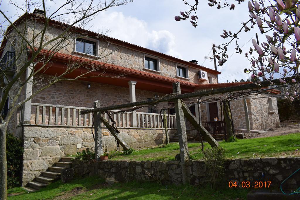 Casa Rural Os Carballos Guest House Pontevedra Luaran gambar